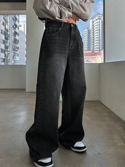 UrbanFlow – Jeans de Pierna Ancha en Gris Carbón